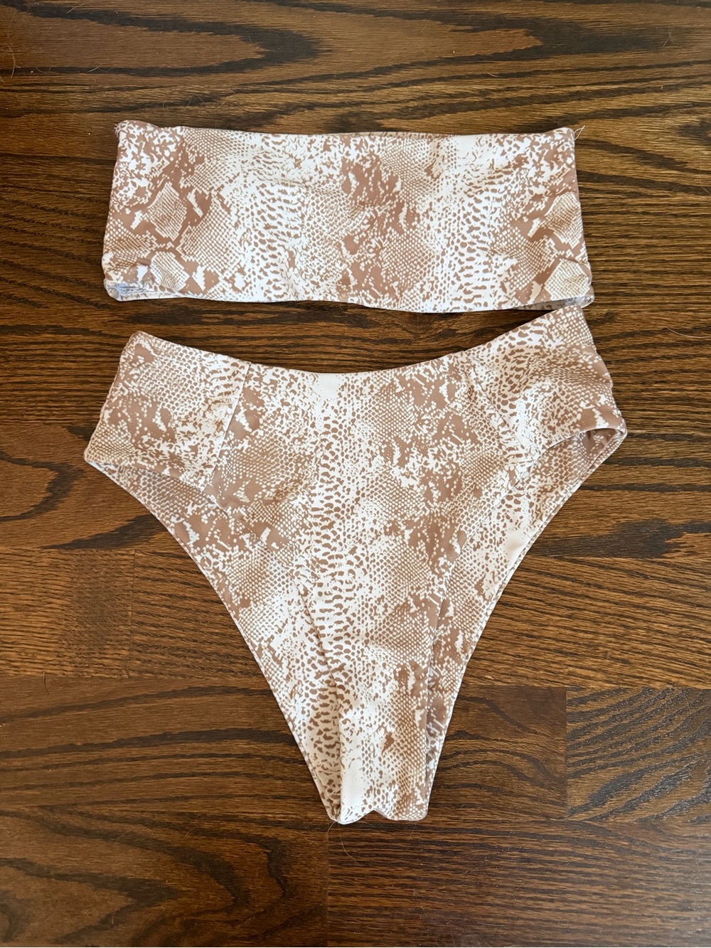 High-Waist Snake Print small Bikini Set in Beige & White
